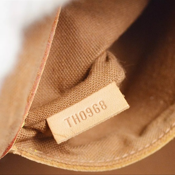 💎100% Authentic Louis Vuitton Monogram Alma Handbag - Picture 6 of 6